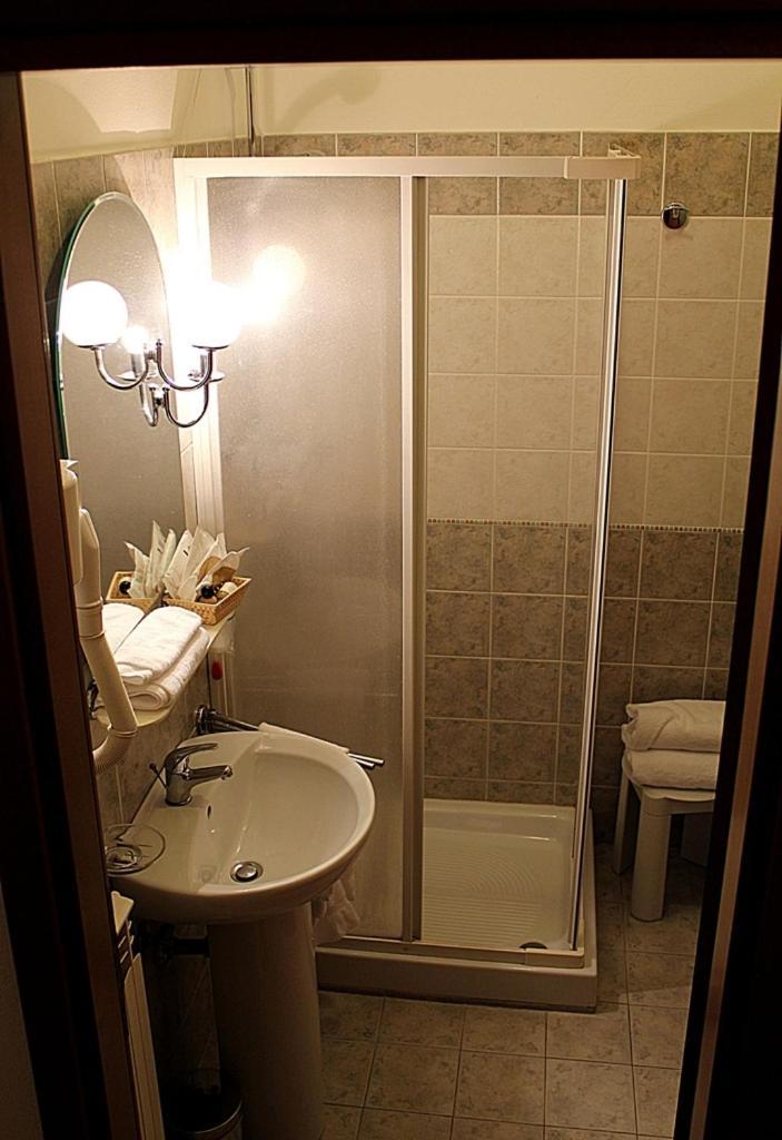 Dominus Hotel Sigillo Luaran gambar
