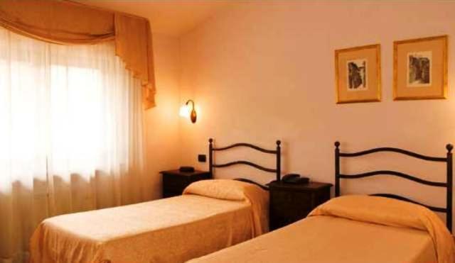 Dominus Hotel Sigillo Luaran gambar